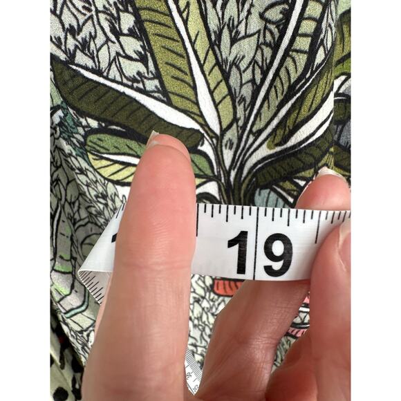 Blank London Anthropologie Top Small Green Animal Print Jungle Elephants Floral - Picture 8 of 8